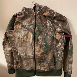 Under Armor Camo zip up hoodie